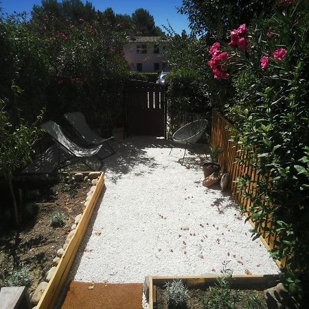 Appartement La Terrasse Ensoleillée de Sausset : Le Citronnier Extérieur photo