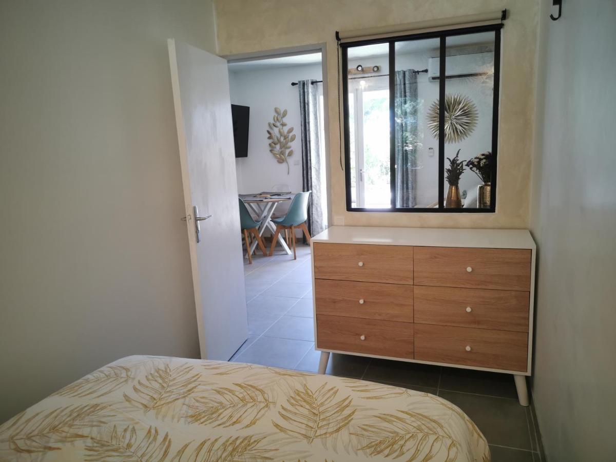 Appartement La Terrasse Ensoleillée de Sausset : Le Citronnier Extérieur photo