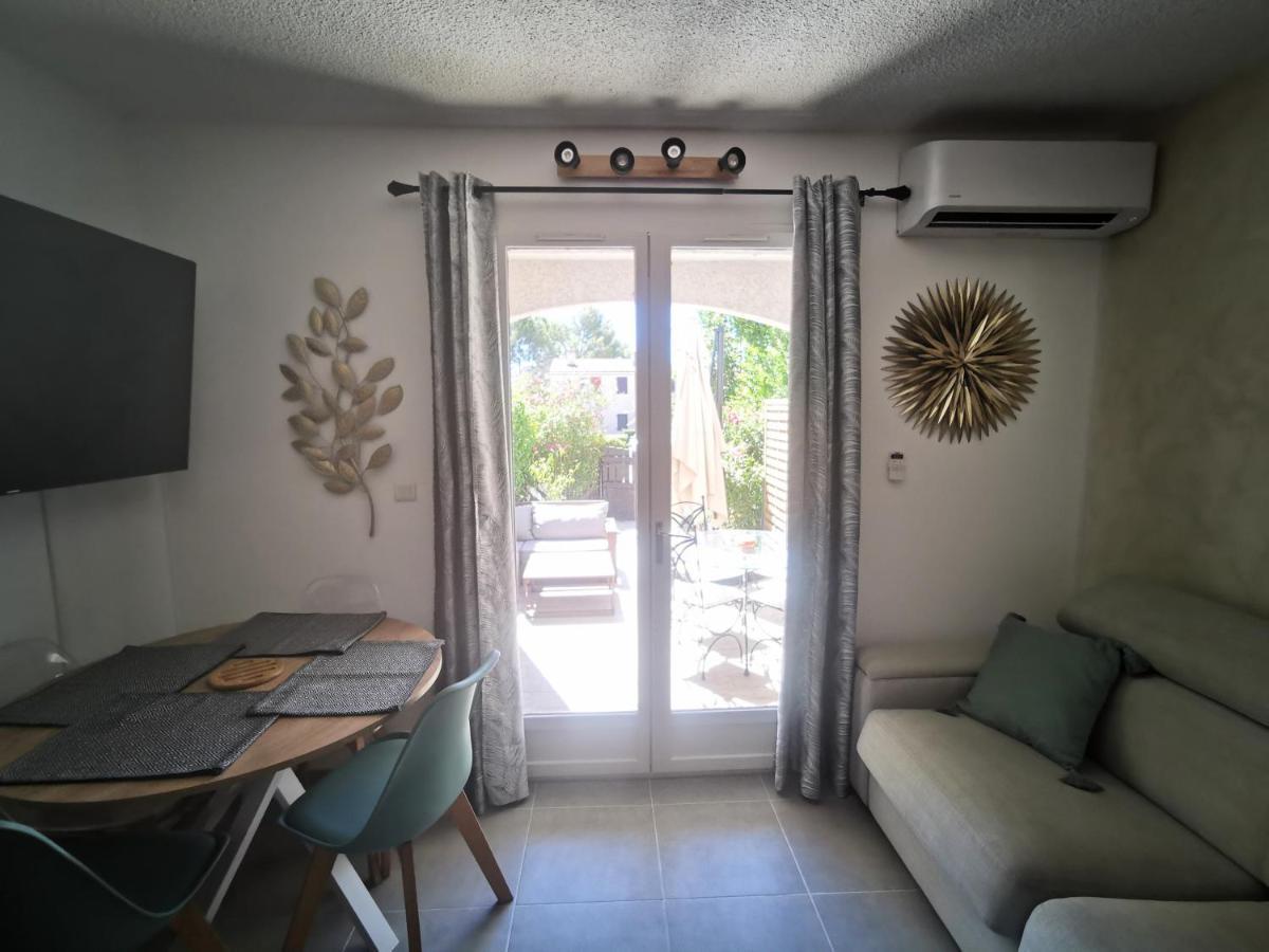 Appartement La Terrasse Ensoleillée de Sausset : Le Citronnier Extérieur photo